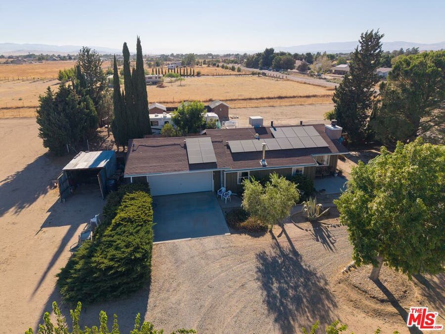 Property photo for 49041 80th Street, Lancaster, CA