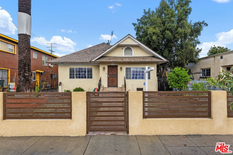 Property photo for 1379 W 37th Place, Los Angeles, CA