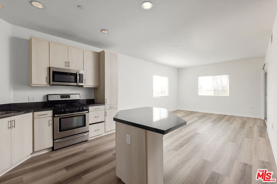 Property photo for 1408 W WASHINGTON Boulevard, #206, Los Angeles, CA