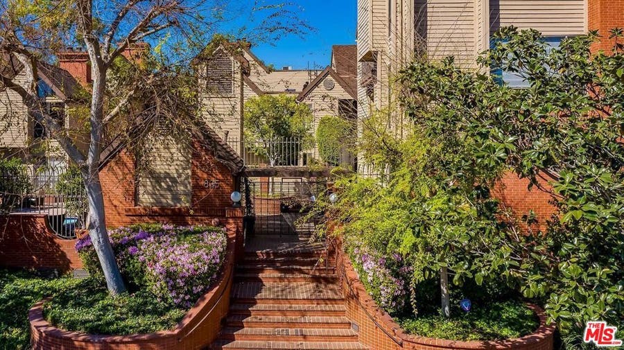 Property photo for 835 S Lucerne Boulevard, #205, Los Angeles, CA
