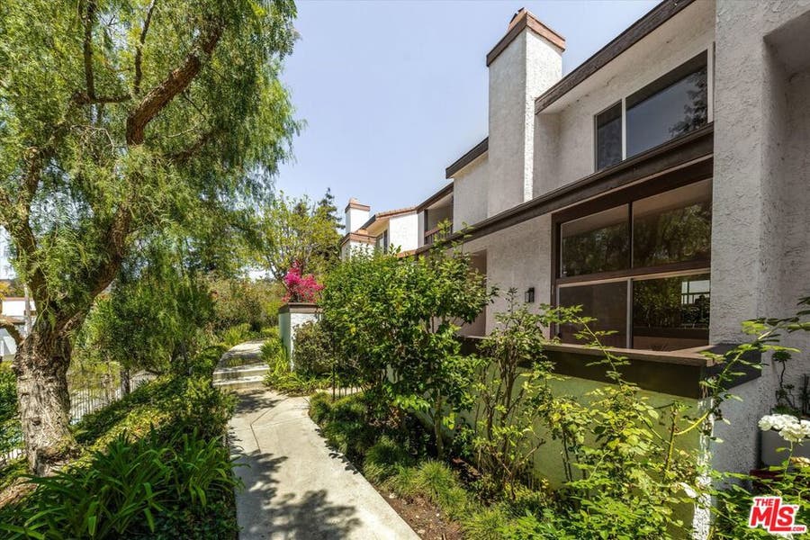Property photo for 17173 Palisades Circle, Pacific Palisades, CA