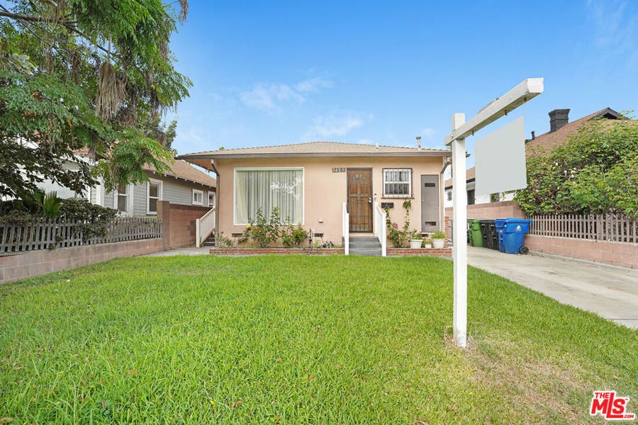 Property photo for 3425 2nd Avenue, Los Angeles, CA