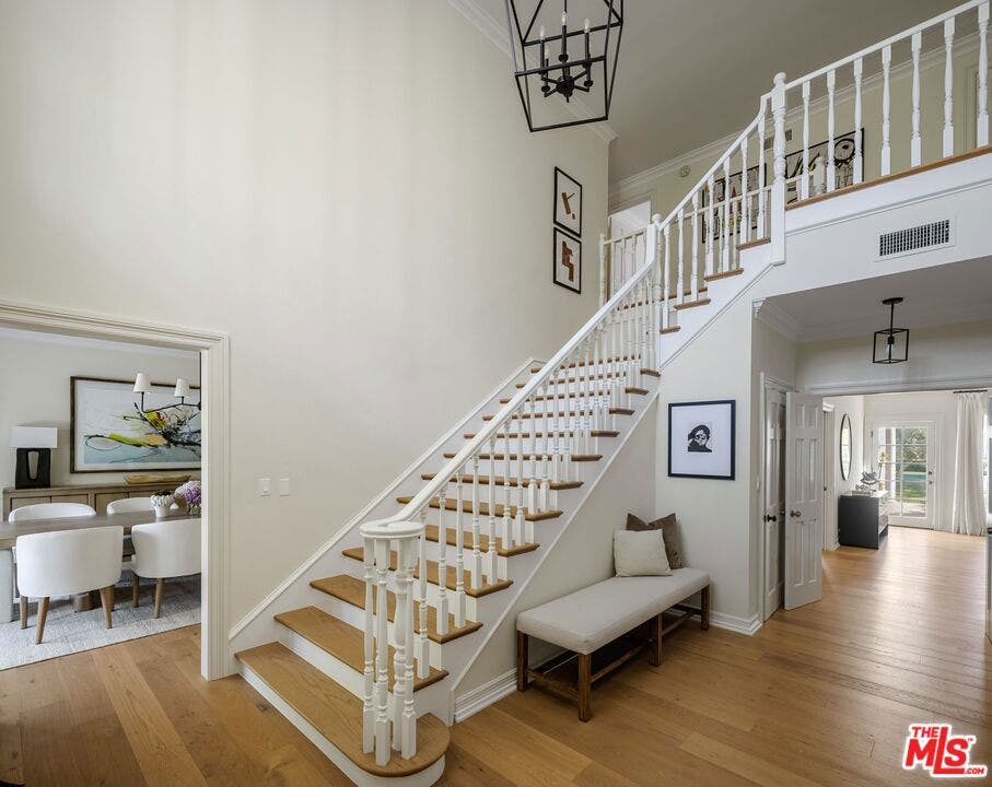 5180 W 2nd Street, Los Angeles, CA 90004