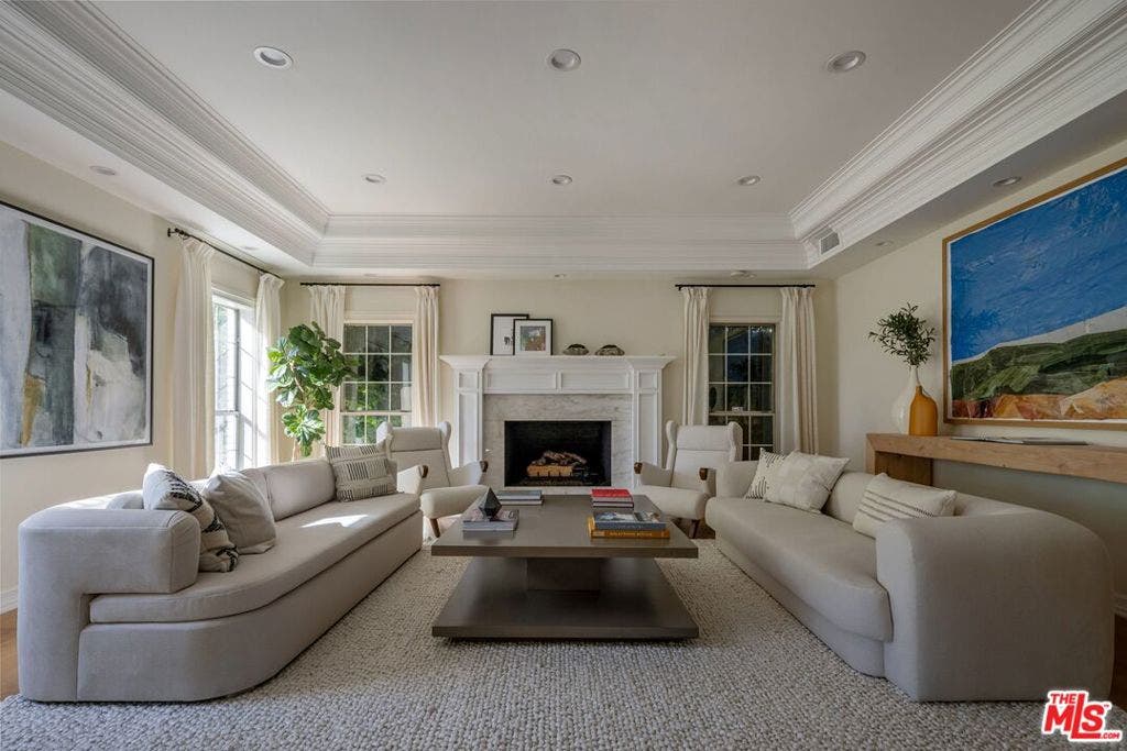 5180 W 2nd Street, Los Angeles, CA 90004