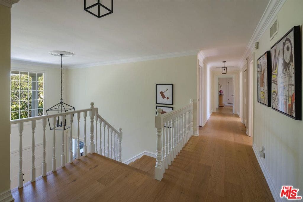 5180 W 2nd Street, Los Angeles, CA 90004