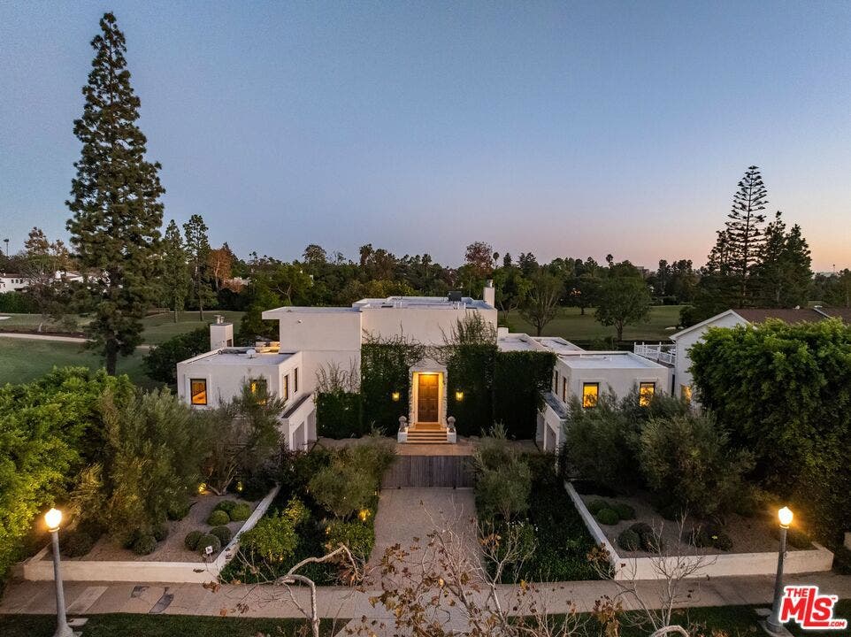 5170 W 2nd Street, Los Angeles, CA 90004