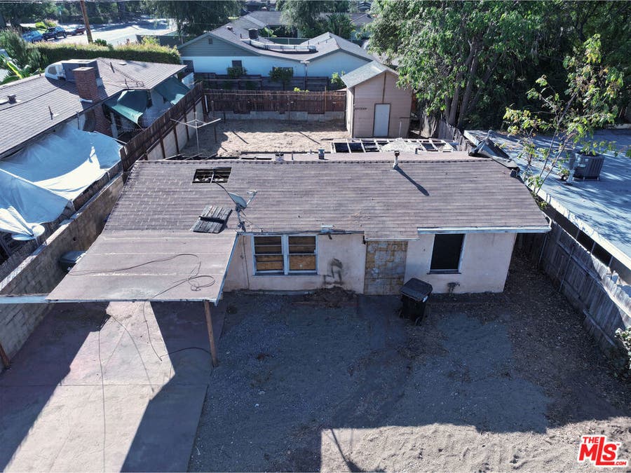 Property photo for 3132 Ridgeview Drive, Altadena, CA