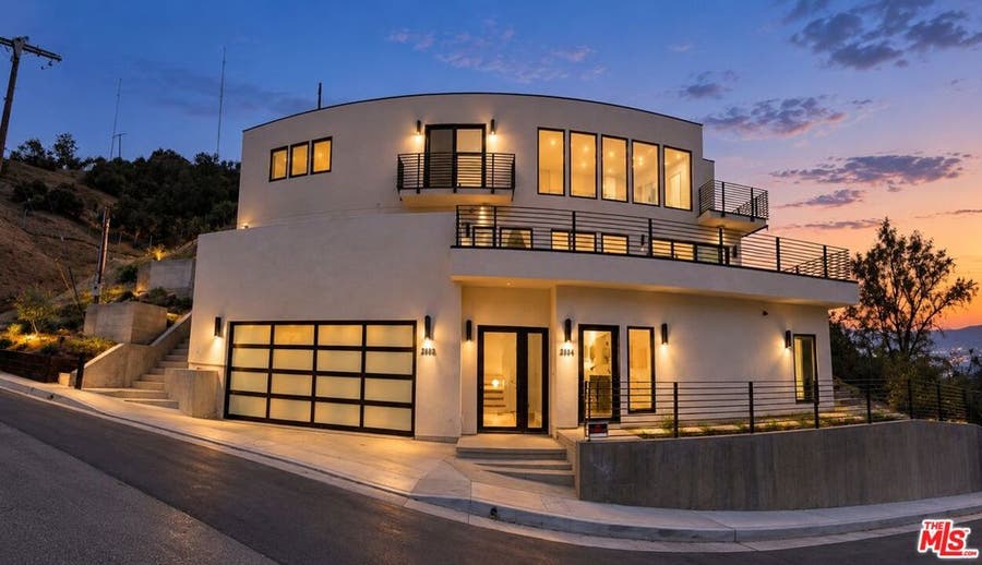 Property photo for 2882 El Roble Drive, Los Angeles, CA
