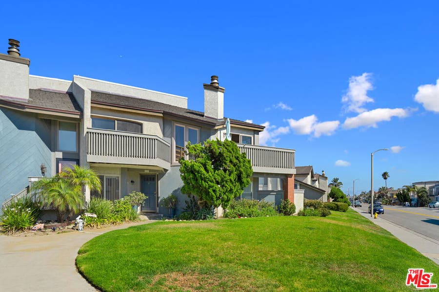 Property photo for 4532 La Brea Street, Oxnard, CA
