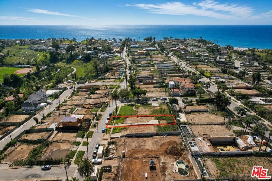 Property photo for 709 Swarthmore Avenue, Los Angeles, CA