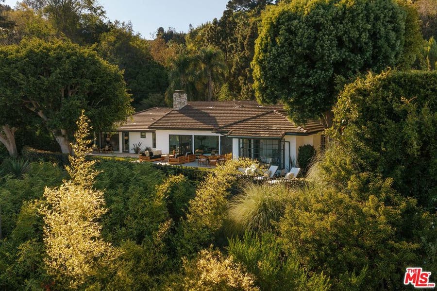Property photo for 10122 Sunbrook Drive, Los Angeles, CA