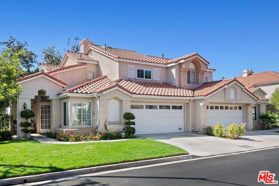 Property photo for 4724 Rhapsody Drive, Oak Park, CA