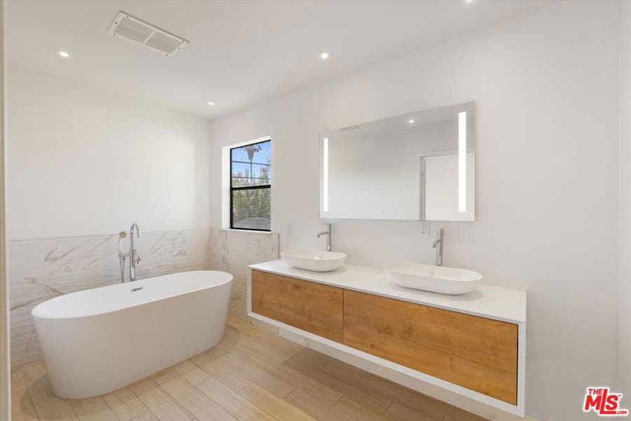 Property photo for 432 S Hamel Road, #201, Los Angeles, CA