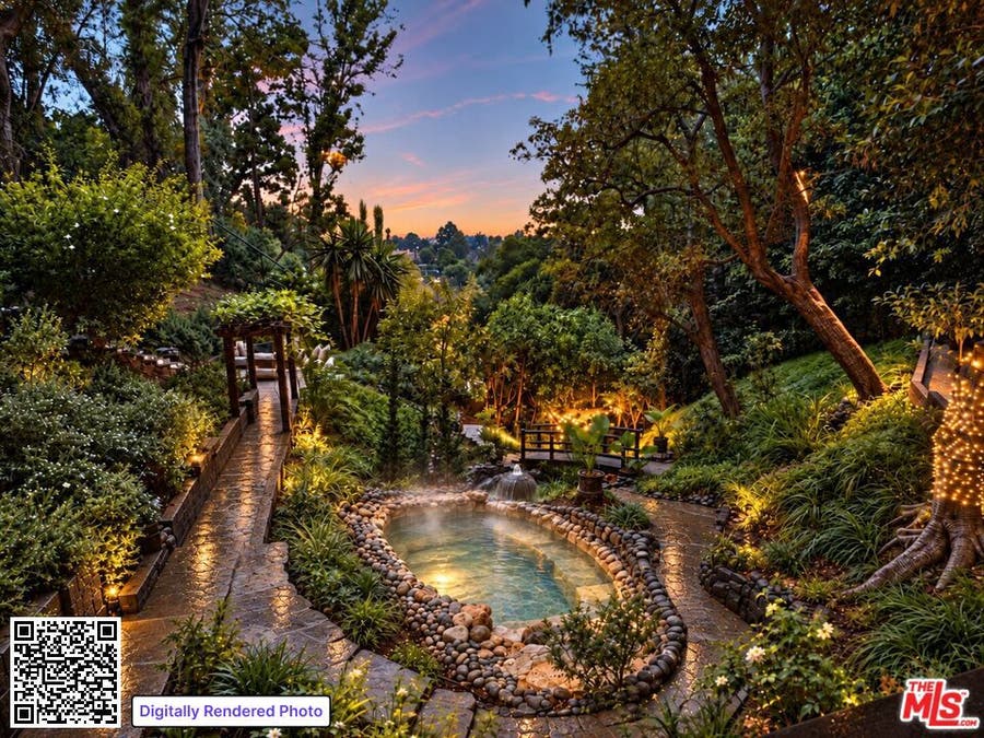 Property photo for 1509 Amalfi Drive, Los Angeles, CA