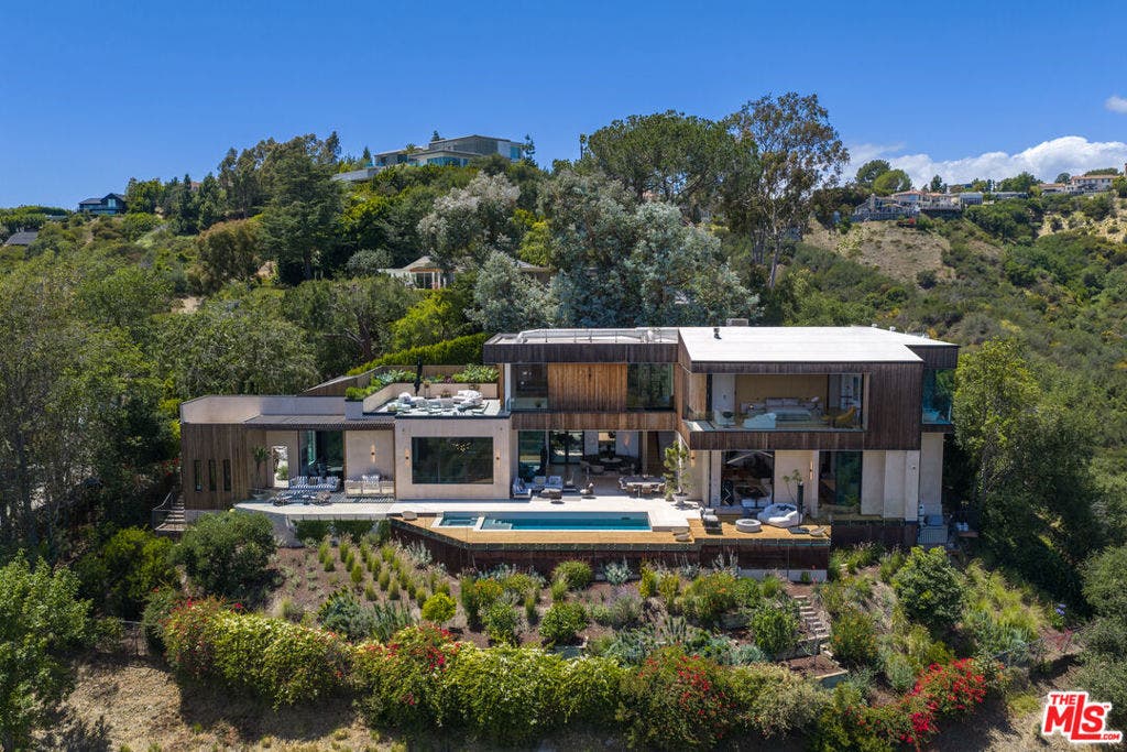 10733 Stradella Court, Los Angeles, CA 90077 10733 Stradella Court, Los Angeles, CA 90077