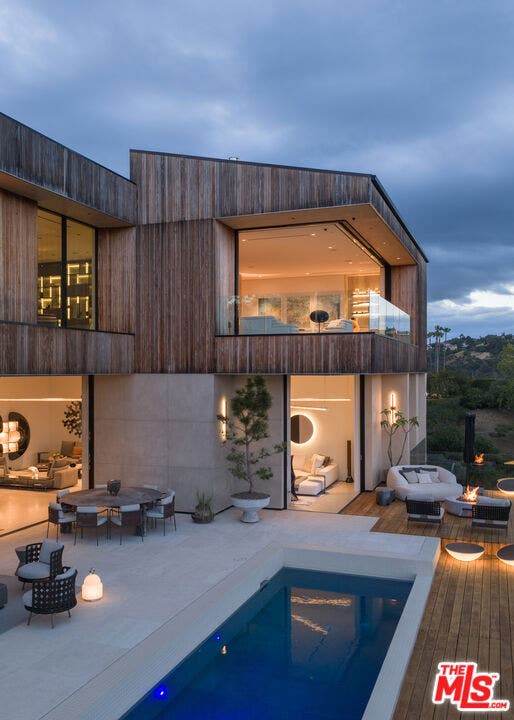 10733 Stradella Court, Los Angeles, CA 90077 10733 Stradella Court, Los Angeles, CA 90077
