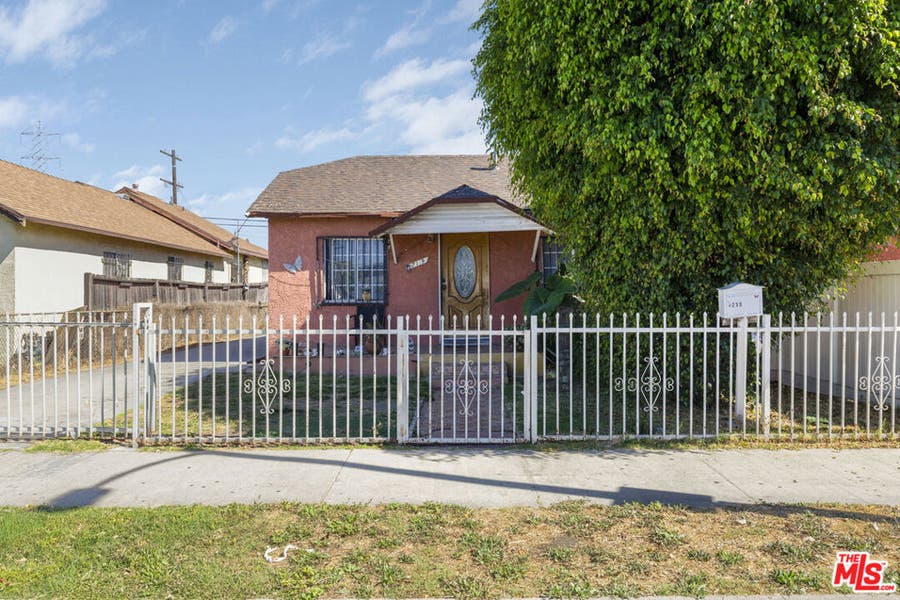 Property photo for 719 E 110th Street, Los Angeles, CA