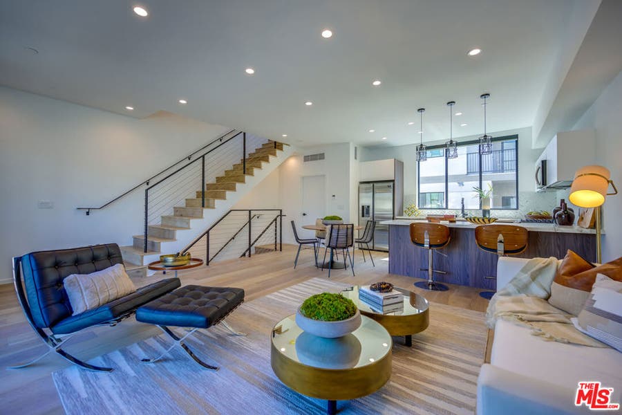 Property photo for 6501 W Flamingo Drive, Los Angeles, CA