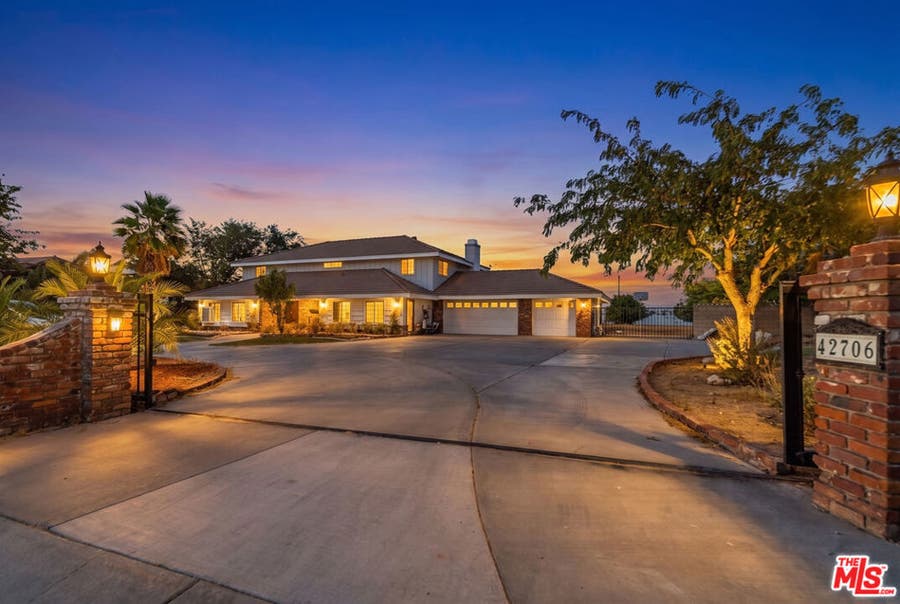 Property photo for 42706 20th Street, Lancaster, CA