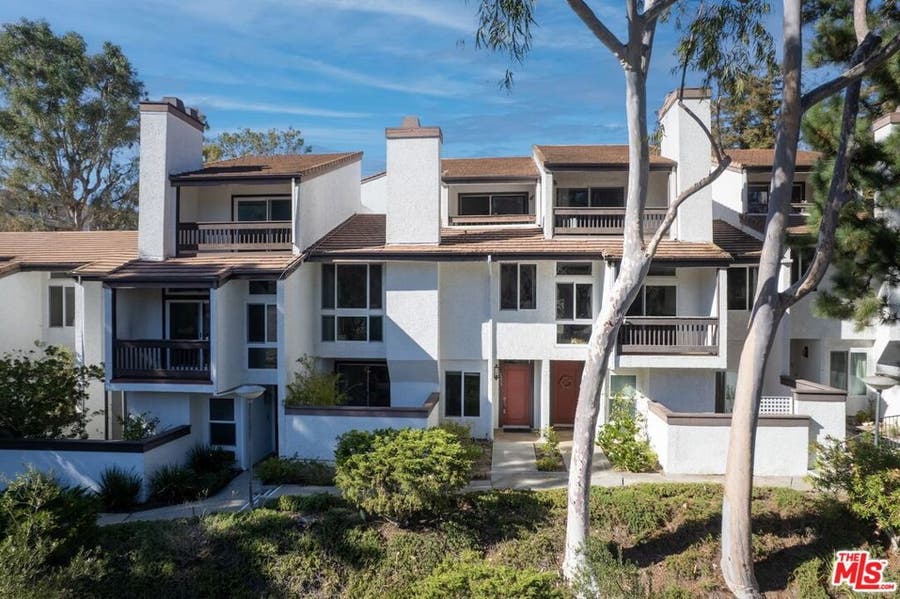 Property photo for 17253 Palisades Circle, Los Angeles, CA