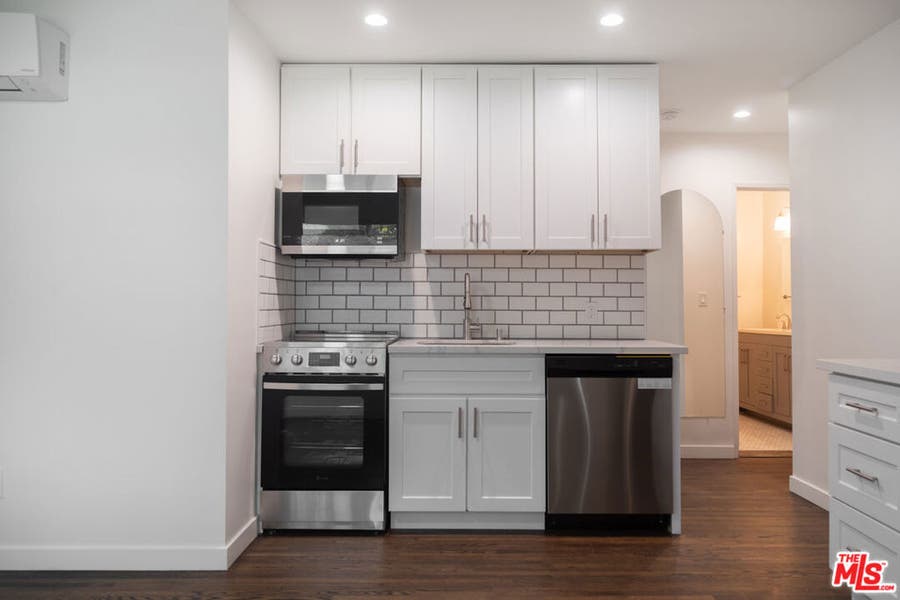 Property photo for 2496 Granville Avenue, Los Angeles, CA