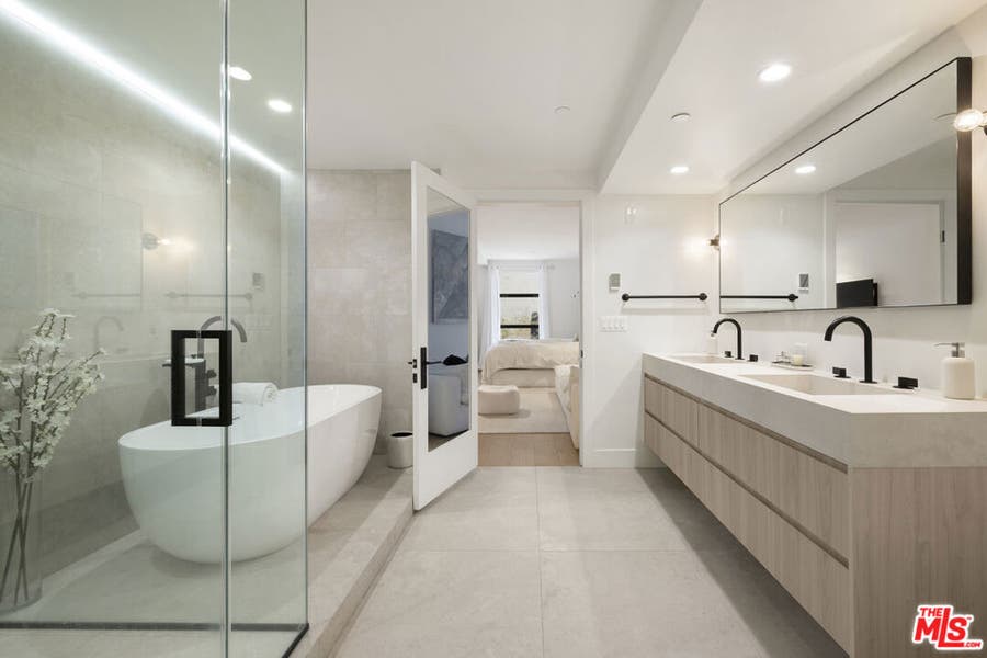 Property photo for 10777 Wilshire Boulevard, #207, Los Angeles, CA