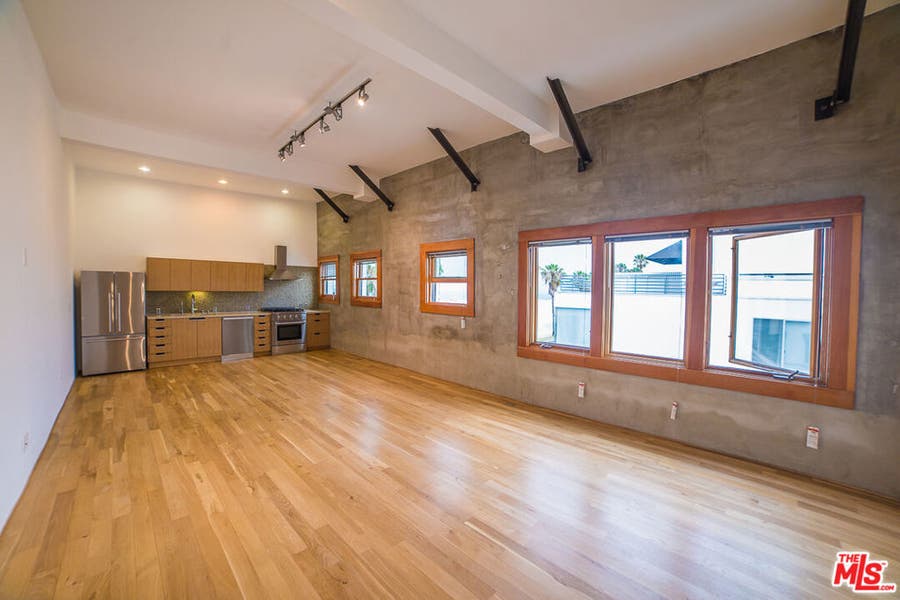 Property photo for 8 Brooks Avenue, #13, Los Angeles, CA