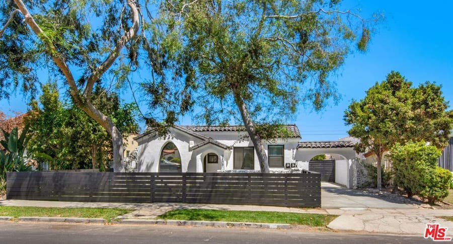 Property photo for 8906 S Harvard Boulevard, Los Angeles, CA