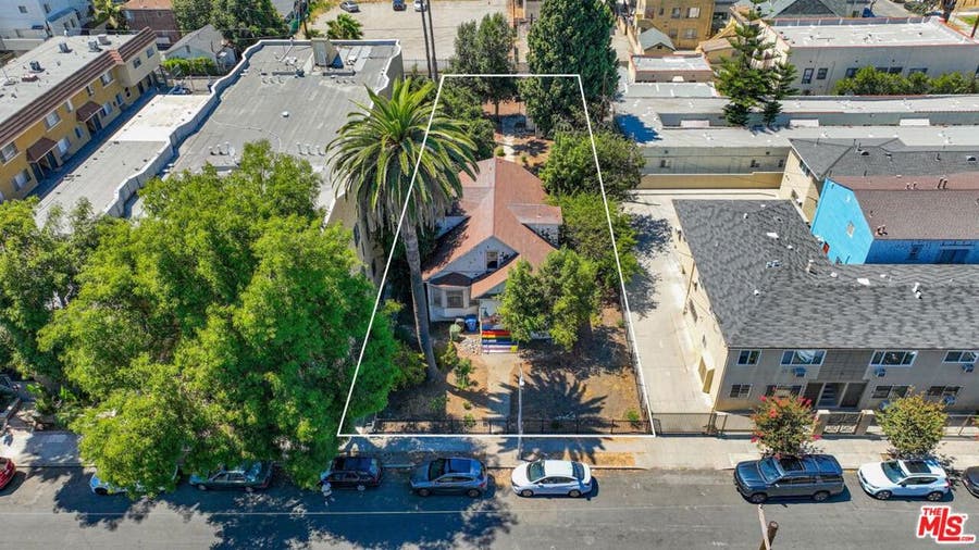 Property photo for 3015 Shrine Place, Los Angeles, CA