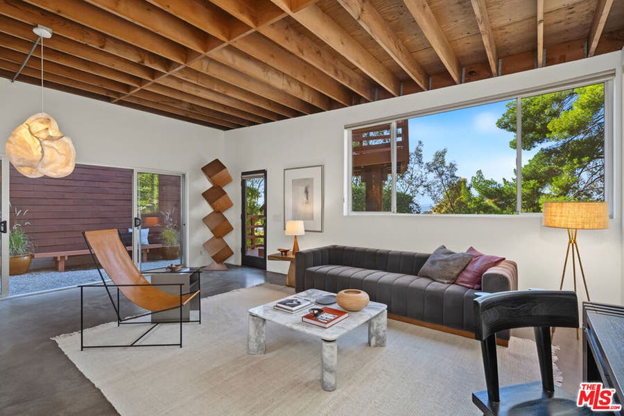 Property photo for 23685 Clover Trail, Calabasas, CA