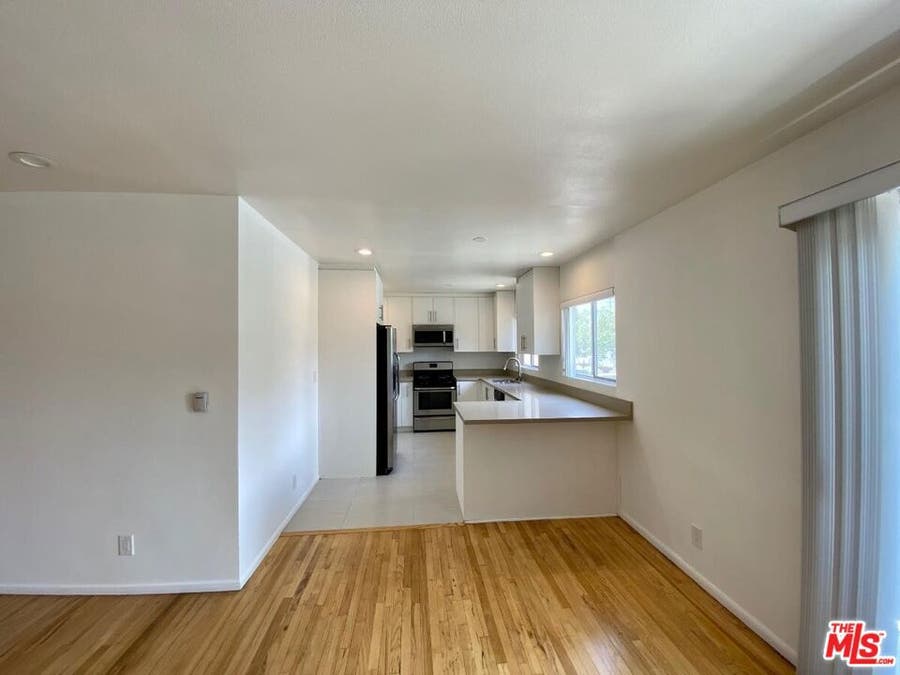 Property photo for 149 S Hayworth Avenue, #4, Los Angeles, CA