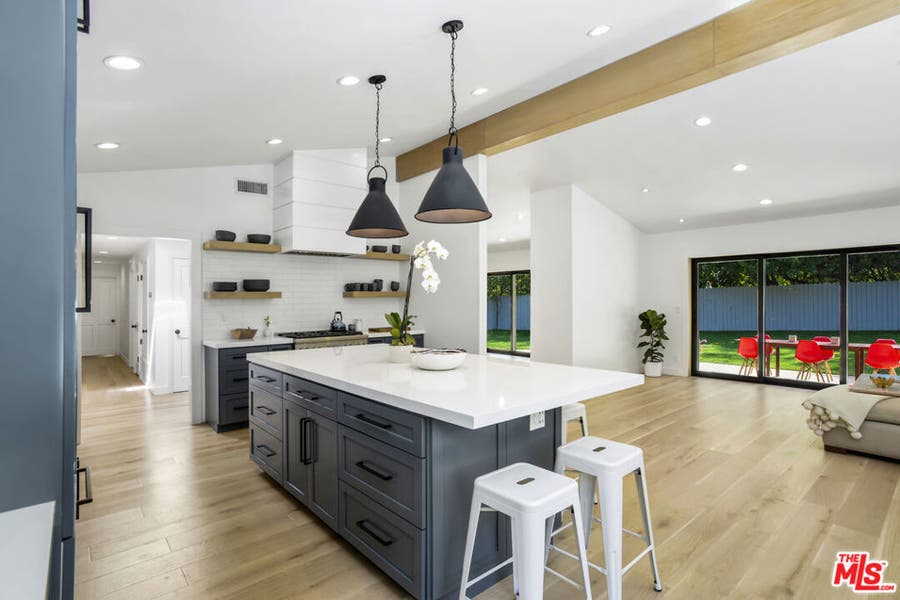 Property photo for 935 N Kenter Avenue, Los Angeles, CA