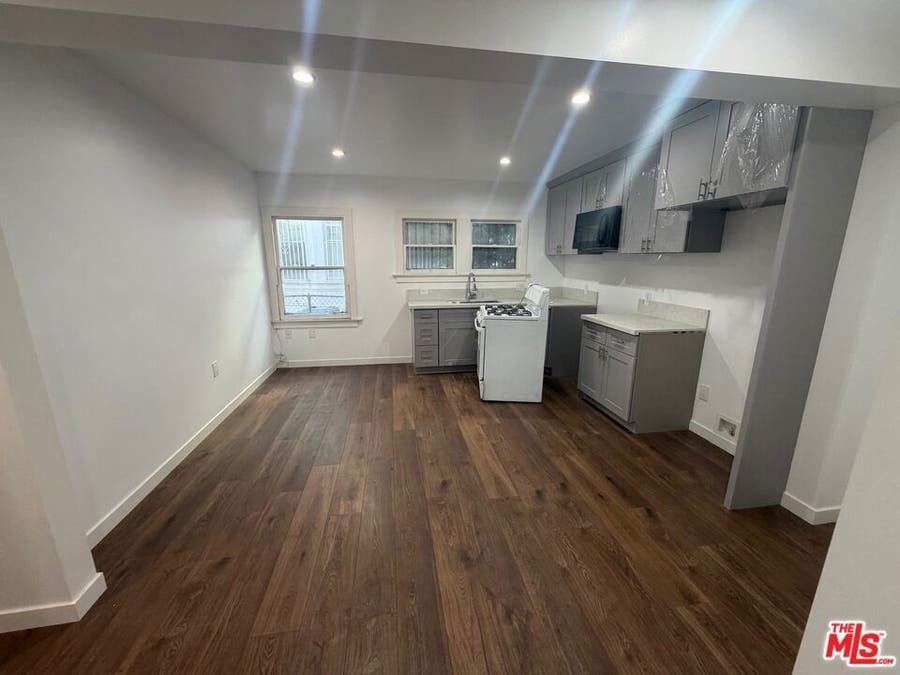 Property photo for 1021 S Burlington Avenue, Los Angeles, CA