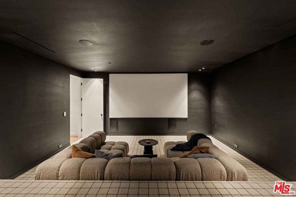 1395 N Doheny Drive, Los Angeles, CA 90069