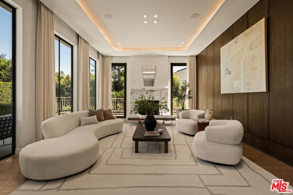 1395 N Doheny Drive, Los Angeles, CA 90069