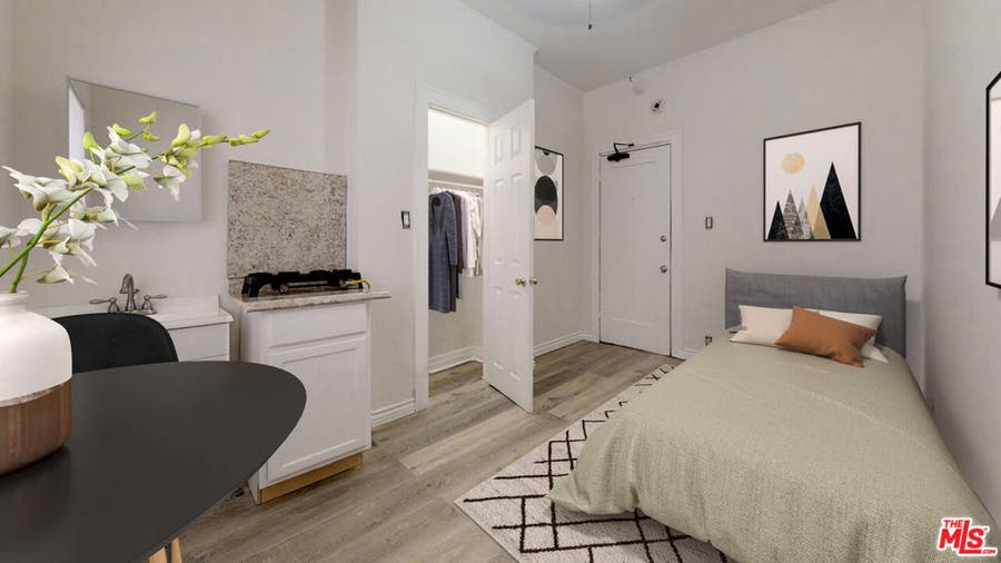 Property photo for 647 18th Street, #311a, Los Angeles, CA