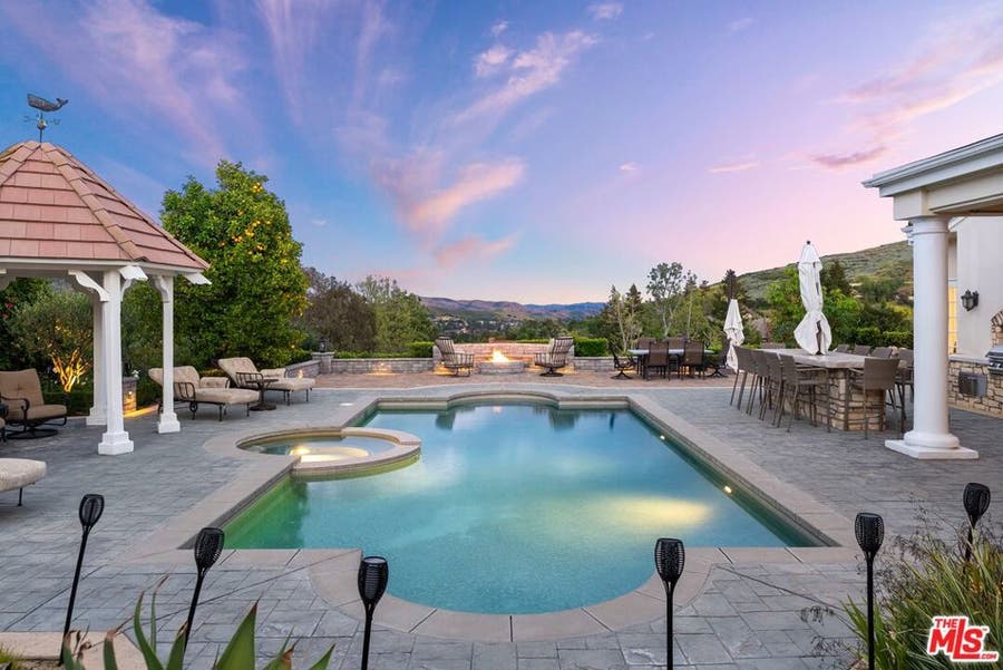 Property photo for 1403 Kingsboro Court, Westlake Village, CA