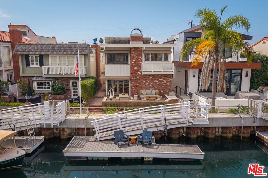 Property photo for 104 Rivo Alto Canal, Long Beach, CA