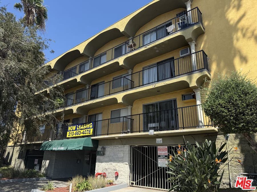 Property photo for 124 N Oxford Avenue, Los Angeles, CA