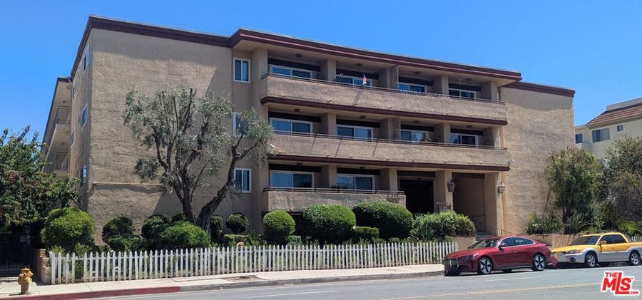 Property photo for 5412 Lindley Avenue, #218, Encino, CA