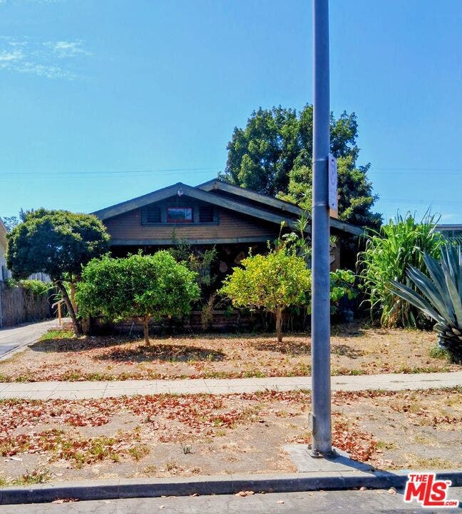 Property photo for 4219 Kenwood Avenue, Los Angeles, CA