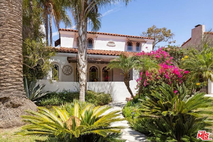 Property photo for 6141 Warner Drive, Los Angeles, CA