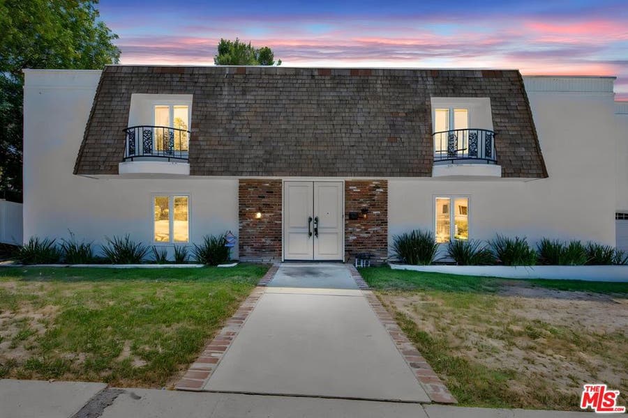Property photo for 16608 Park Lane Circle, Los Angeles, CA