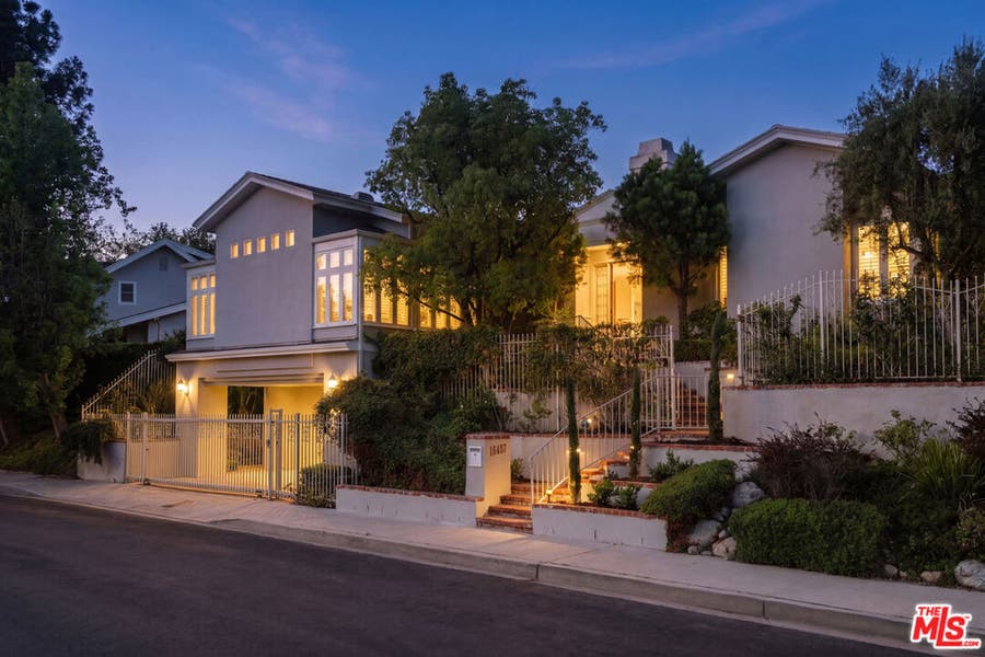 Property photo for 16457 Marbro Drive, Encino, CA