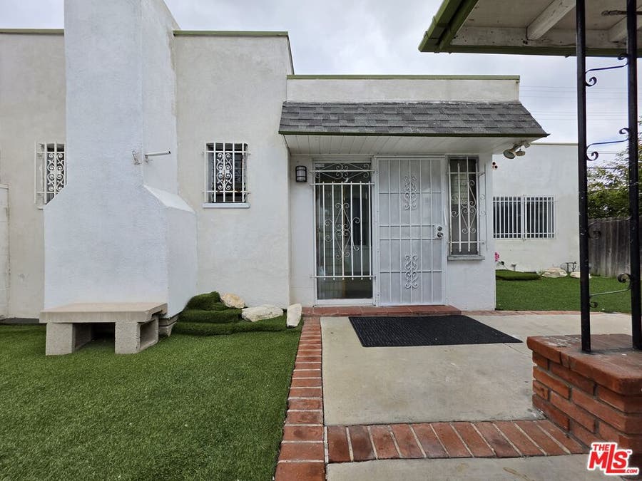 Property photo for 611 W 109th Street, Los Angeles, CA