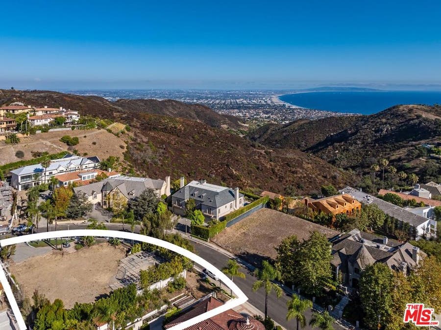 Property photo for 16661 Cumbre Verde Court, Los Angeles, CA