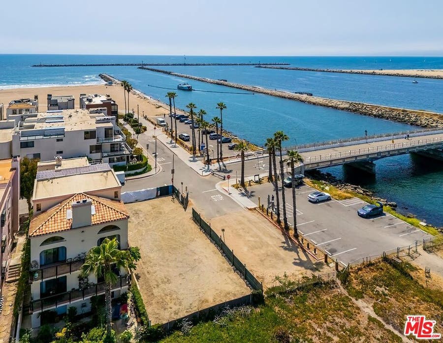 Property photo for 6202 Pacific Avenue, Playa Del Rey, CA