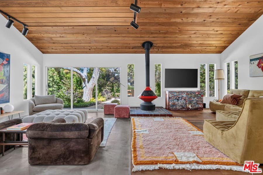 Property photo for 810 Nowita Place, Venice, CA