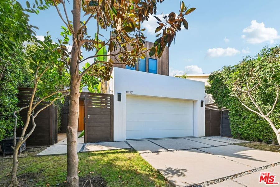 Property photo for 1037 Palms Boulevard, Los Angeles, CA