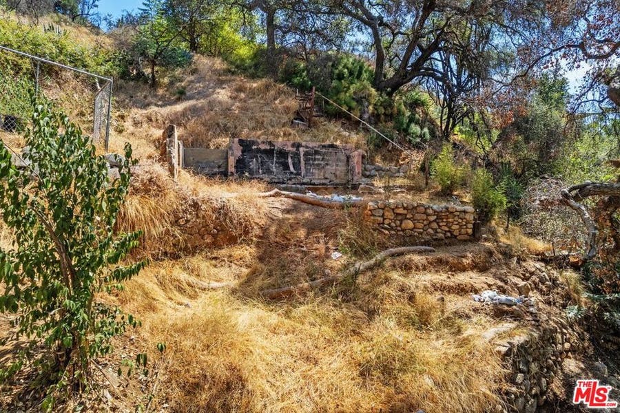 Property photo for 752 Woodland Drive, Sierra Madre, CA